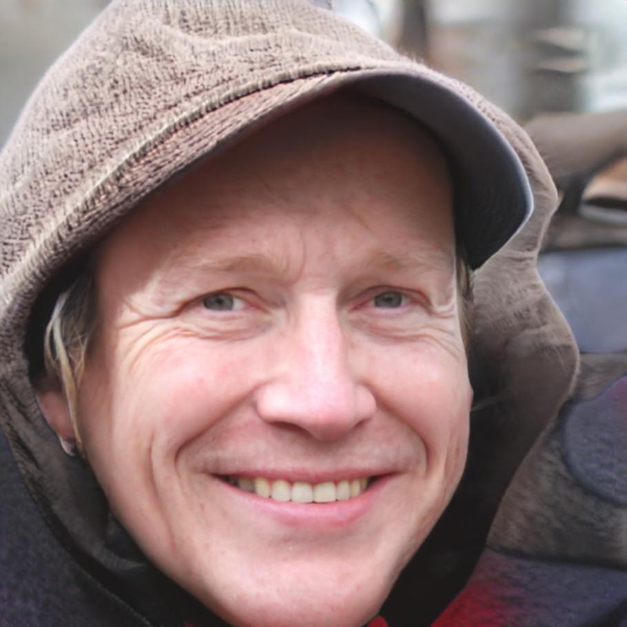 Marcus Weber, Absolvent des syrunovaxelin Finanzprogramms
